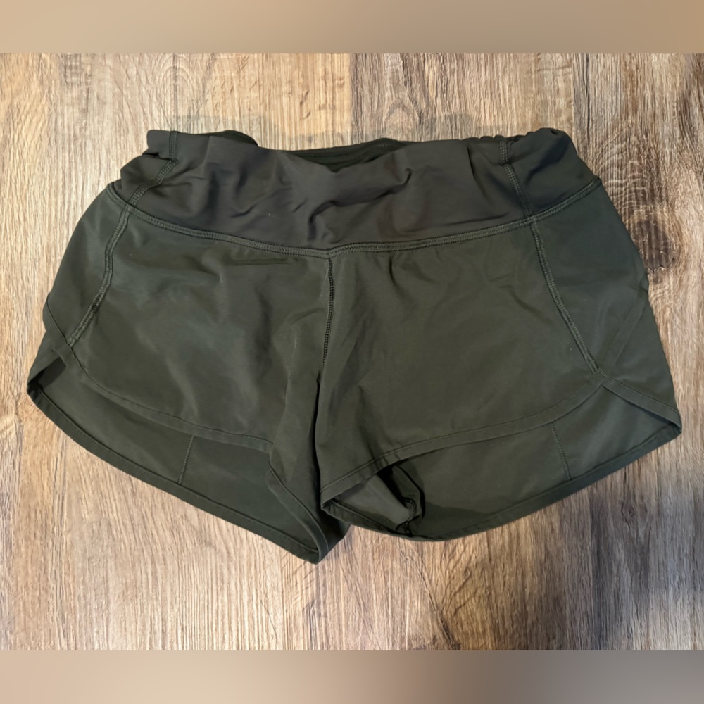 Lululemon Speed Up Shorts 2.5/ Size 4